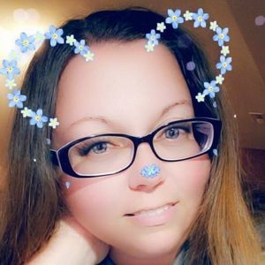 Meet your Posher, Dana